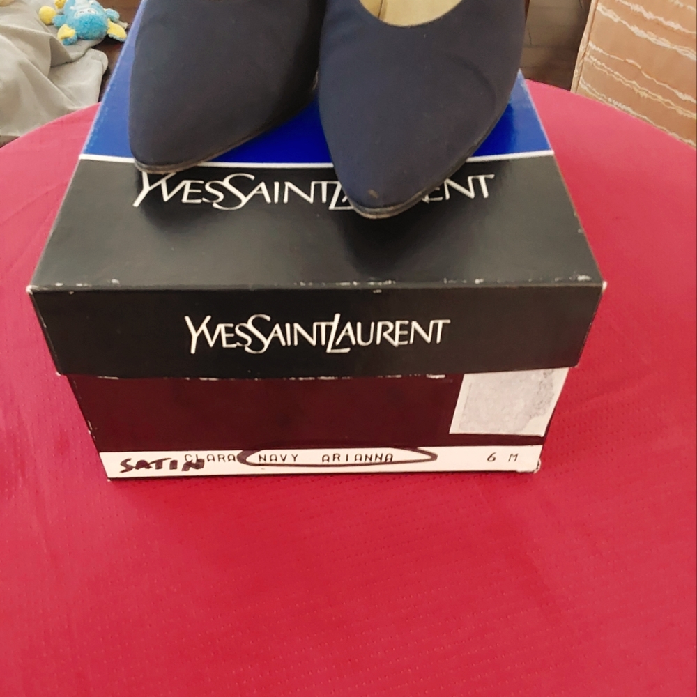 Yves Saint Laurent 6 M - Picture 9 of 13